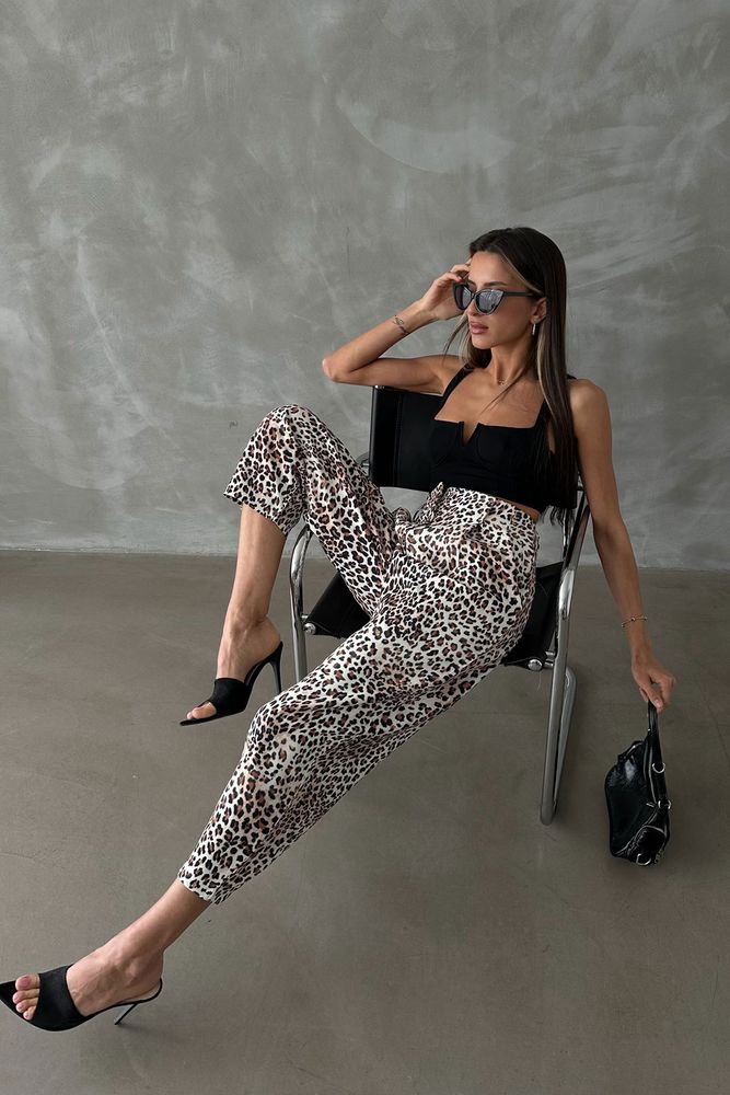 Topshow Küçük Leopar Leopar Baskılı Pileli Toptan Pantolon