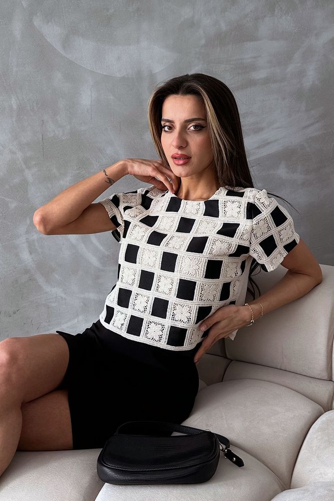 Topshow Ham Siyah Kısa Kollu Dama Desen Tığ İşi Toptan Bluz