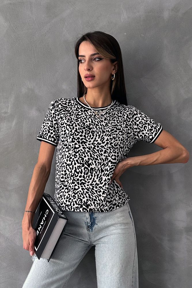 Topshow Küçük Leopar Leopar Baskılı Toptan Tişört