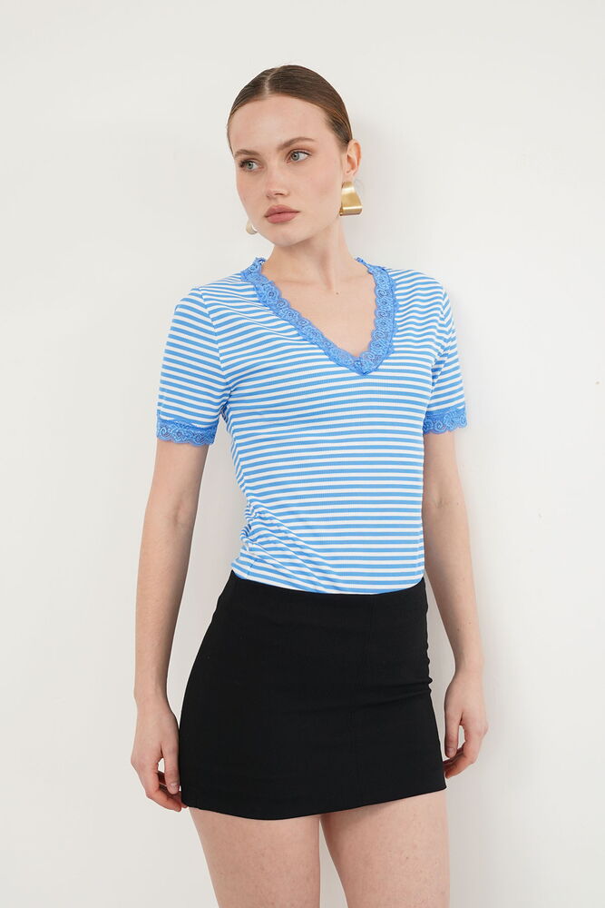 D 3006  YAKA VE  KOL UCU GÜPÜR V YAKA T SHIRT - MAVİ