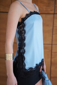 D 2931 DANTEL DETAYLI ASKILI SATEN TUNİK - MAVİ #4