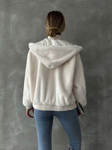 Topshow Krem Peluş Toptan Mont #5