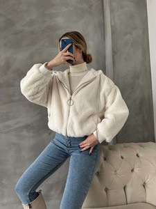 Topshow Krem Peluş Toptan Mont #2