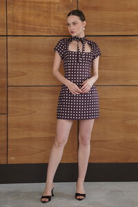 D 2978 PUANTİYELİ SATEN ELBİSE - KAHVE