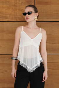 D 2979 ASKILI DANTEL DETAYLI TÜL BLUZ - KREM #1