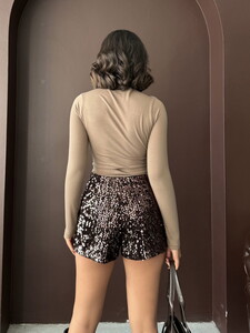 F 2057 PULLU KADİFE ŞORT - KAHVE #4