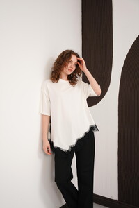 Dantel Detaylı Bisiklet Yaka Toptan T Shırt - Krem | D3005 - Topshow #2