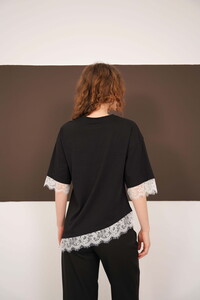 Crew Neck T-Shirt with Lace Details Wholesale - Black White | D3005 - Topshow #5