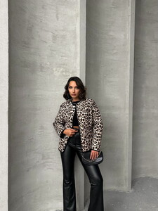 Topshow Leopar Leopar Desenli Kapitone Toptan Mont #3