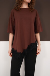 Dantel Detaylı Bisiklet Yaka Toptan T Shırt - Kahve | D3005 - Topshow #4
