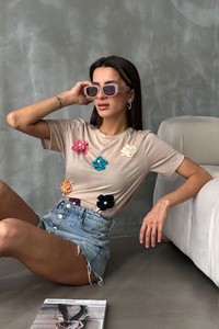 Topshow Taş Çiçek Detaylı TOPTAN T-SHİRT