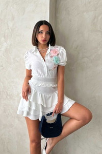 Topshow Krem Göğsü Çiçekli Keten Toptan Gömlek