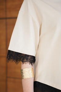 D 2956 DANTEL DETAYLI TİŞÖRT - HAM #4