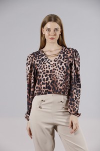 Topshow Büyük Leopar Omuzu Pileli Zincirli V Yaka Toptan Bluz #3