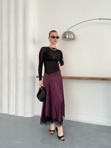 Topshow | Lace Detail Satin Skirt - Plum | D2930 #2