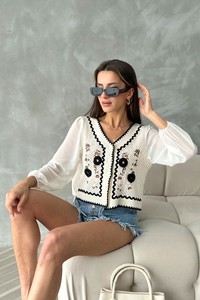 Topshow Krem Düğmeli Kısa Toptan Hırka f0022