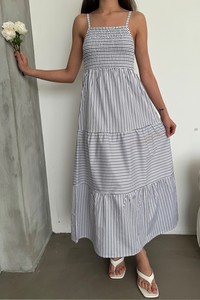 Topshow Lila Askılı Göğüs Bölümü Gipeli Boydan Toptan Elbise