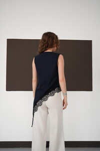 Sıfır Kol Toptan Etek Ucu Dantel V Yaka Toptan Bluz - Lacivert | D2993 - Topshow #5