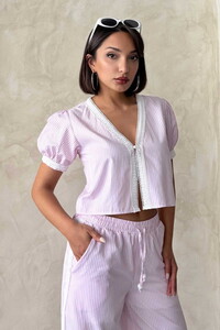 D 2868 GÜPÜR DETAYLI ÇİZĞİLİ BLUZ - PEMBE