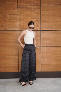 D 2970 PUANTİYELİ PAÇASI DANTELLİ SATEN PANTOLON - SİYAH #3