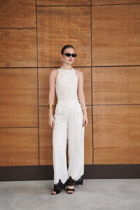 D 2970 PUANTİYELİ PAÇASI DANTELLİ SATEN PANTOLON - KREM #3