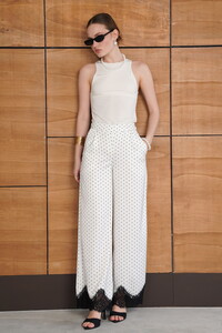 D 2970 PUANTİYELİ PAÇASI DANTELLİ SATEN PANTOLON - KREM #1