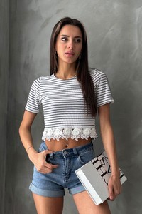 Topshow Krem Güpür Detaylı Çizgili Toptan Tişört #1
