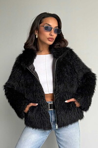 Yapay Kürk Kadın Ceket – Fermuarlı, Yumuşak Dokulu Modern Kışlık Mont - SİYAH