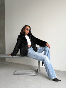 Yapay Kürk Kadın Ceket – Fermuarlı, Yumuşak Dokulu Modern Kışlık Mont - SİYAH #2