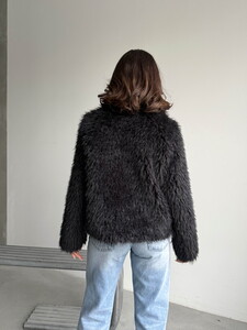 Yapay Kürk Kadın Ceket – Fermuarlı, Yumuşak Dokulu Modern Kışlık Mont - SİYAH #3