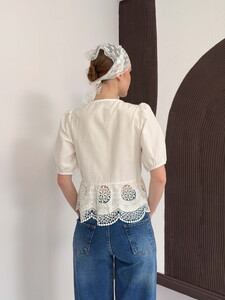 D 2800 ÖNDEN BAĞLAMALI BRODE BLUZ - KREM #5