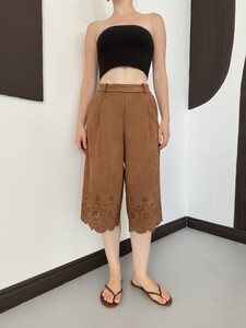 F 2154 LAZER KESİM SÜET KAPRİ PANTOLON - TABA #4