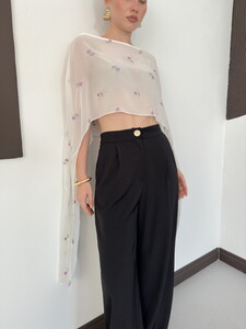 D 3137 NAKIŞLI ŞİFON PELERİN BLUZ - KREM LİLA #4