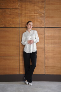 F 2076 PUANTİYELİ SATEN GÖMLEK - KREM #2