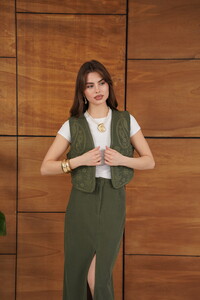 Topshow - Wholesale Ribbed Velvet Embroidered Vest - Khaki #3