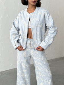 Floral Embroidered Zippered Jacket - Blue | Topshow #3