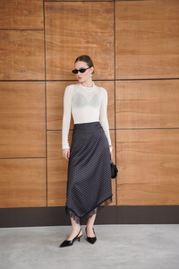 F 2077 DANTEL DETAYLI PUANTİYELİ SATEN ETEK - SİYAH #3