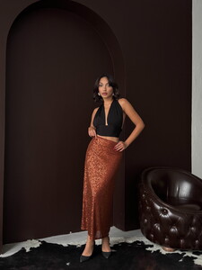 Topshow Kahve Payetli Uzun Etek - Yüksek Bel, Şık Gece Elbisesi Kombini #2