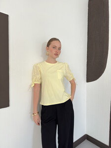 D 3111 BALON KOL NAKIŞLI CEPLİ T-SHIRT - SARI #2
