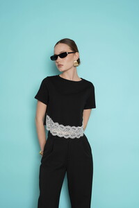 D 3001  DANTEL DETAYLI BİSİKLET YAKA T SHIRT - SİYAH #2