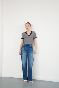 D 3006  YAKA VE  KOL UCU GÜPÜR V YAKA T SHIRT - SİYAH #3