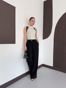 D 3014 PUANTİYELİ BALIKCI YAKA SIFIR KOL DANTEL DETAYLI BLUZ - KREM #3