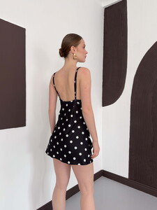 D 3024 PUANTİYE BASKILI ELBİSE - SİYAH KREM #5