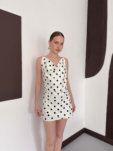 D 3024 PUANTİYE BASKILI ELBİSE - KREM SİYAH #3