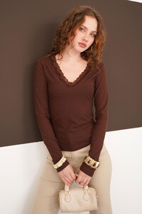 Yakası Dantel Detaylı Toptan Bluz - Kahve | F2088 - Topshow #1