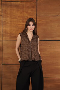 Topshow - Wholesale Jacquard Woven Zipper Vest - Coffee #2