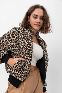 Topshow Leopar Desenli Peluş Toptan Mont #1